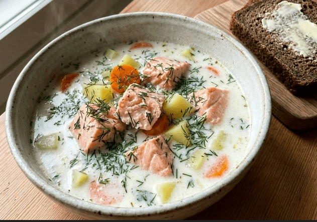 Kermainen Lohikeitto